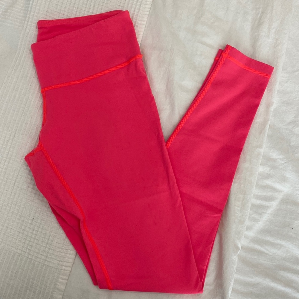 Lululemon Wunderunders - image 1